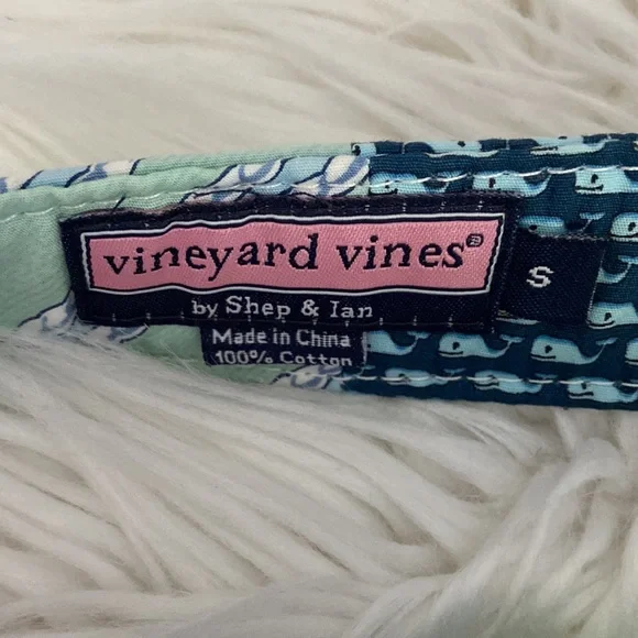 Vineyard Vines Belt size S long 36” excellent condition - Picture 2 of 7